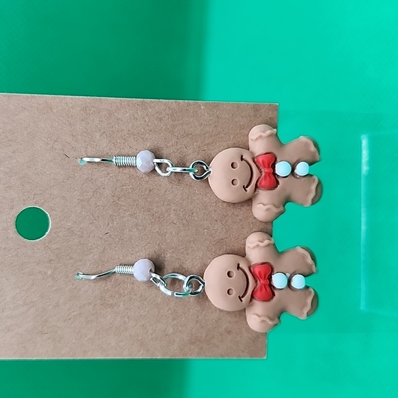 Jewelry - Gingerbread man earrings